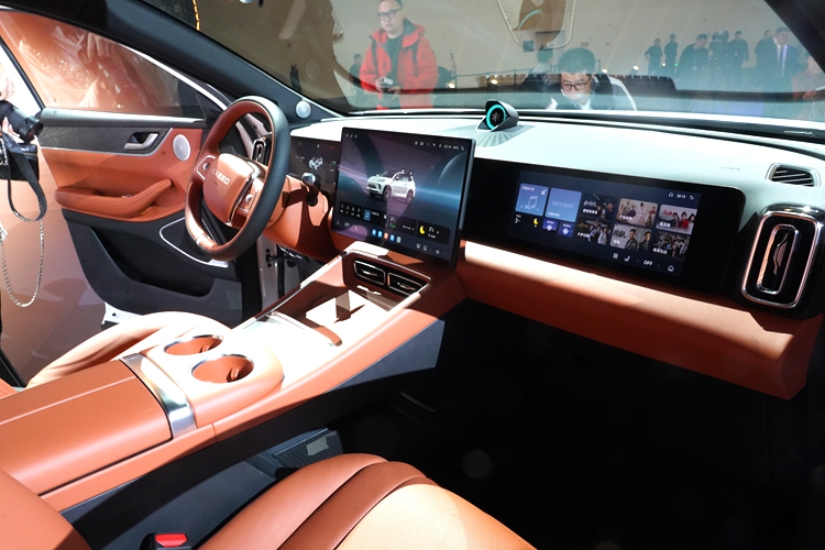 型配置盘点：激光雷达版最为领先九游会·j9网站星途ET5车(图11)